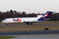 N275FE @ ORF - FedEx N275FE Jon (FLT FDX307) from Memphis Int'l (KMEM) rolling out on RWY 5 after arrival.