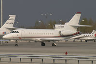 CS-DLA @ VIE - Netjets Dassault Falcon 900 - by Thomas Ramgraber-VAP