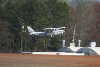 N4912P @ HKY - A great day to take pictures.