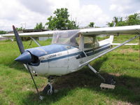 N47189 - Aircraft in preety bad shape. - by Hector Davila