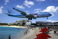 F-HSUN @ SXM - visitor