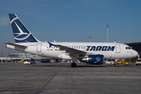 YR-ASC @ VIE - Tarom Airbus 318 - by Yakfreak - VAP