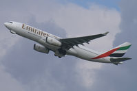 A6-EAQ @ VIE - Emirates Airbus A330-200 - by Thomas Ramgraber-VAP
