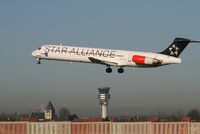 OY-KHE @ EBBR - several seconds before landing on rwy 25L - by Daniel Vanderauwera