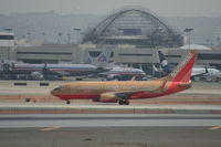 N776WN @ KLAX - Boeing 737-700 - by Mark Pasqualino