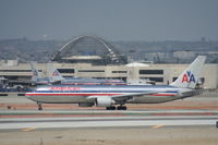 N389AA @ KLAX - Boeing 767-300 - by Mark Pasqualino