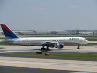 N662DN @ KATL - My day at KATL - by LemonLimeSoda9