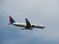N375DA @ KATL - My day at KATL - by LemonLimeSoda9