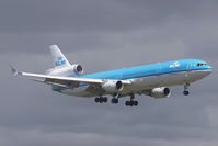 PH-KCB @ CYUL - KLM MD11 - by Andy Graf-VAP