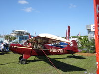 N6070H @ KLAL - Husky A-1