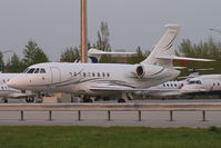OH-FEX @ VIE - Airfix Aviation Dassault Falcon 2000 - by Thomas Ramgraber-VAP