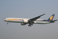 VT-JEE @ EBBR - arrival of flight 9W227 to rwy 25L