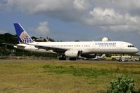 N48127 @ SXM - visitor