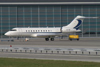 OE-IMA @ VIE - Bombardier Globalexpress - by Thomas Ramgraber-VAP