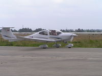 N518DS @ DWH - DA40, Reg N518DS - by G.James Horst