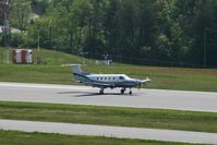 N409DR @ HKY - A great day to take pictures.