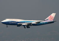 B-18210 @ VHHH - DREAMLINER 747 - by Kevin Murphy