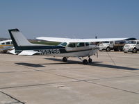N55256 @ LNK - Refuelling stop - by Gary Schenaman
