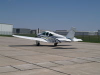 N220DA @ LNK - Out of hanger