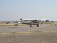 N96418 @ KFCM - Taxiing to Runway 10L. - by Mitch Sando