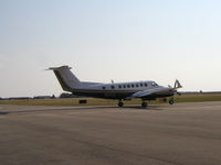 N221G @ KFCM - Taxiing to Runway 10R before departing IFR to Omaha, NE (OMA) as ELT200. - by Mitch Sando