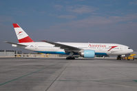 OE-LPD @ VIE - Austrian Airliens Boeing 777-200 - by Yakfreak - VAP