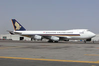 9V-SFD @ SHJ - Singapore Airlines Boeing 747-400 - by Yakfreak - VAP
