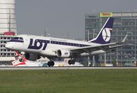 SP-LDB @ LOWW - LOT  Embraer 170 - by Delta Kilo