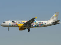 EC-KDG @ LEBL - Absolute Vueling - by Jorge Molina
