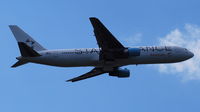 OE-LAZ @ LOWW - Austrian Airlines - by Daniel Jany