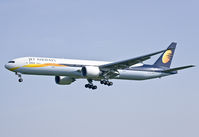 VT-JED @ EBBR - Indian heavy on short final rwy 25L. - by Philippe Bleus