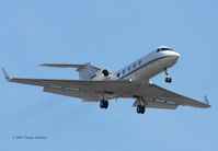 N288KA @ KLAX - N288KA on final for 24R at LAX - by Duane Johnson