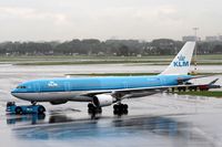 PH-AOA @ EHAM - At Amsterdam Schiphol