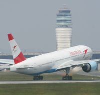 OE-LPA @ VIE - Austrian 777-200 - by Luigi