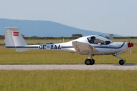 OE-AAA @ LOAN - used by Topspeed - by Lötsch Andreas