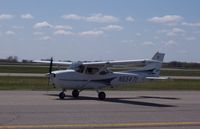 N65471 @ KAXN - Taxiing to the ramp - by Kreg Anderson