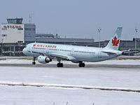 C-GJWD @ CYOW - Rotating off Rwy 25