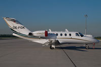 OE-FGK @ VIE - Cessna 525 Citationjet - by Yakfreak - VAP