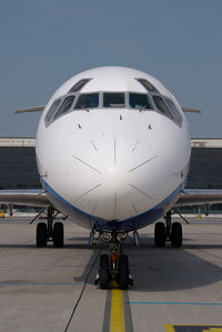 OE-LMI @ VIE - Mapjets MD80 - by Yakfreak - VAP