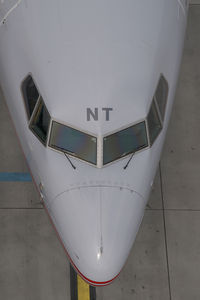 OE-LNT @ VIE - Lauda Air Boeing 737-800 - by Yakfreak - VAP