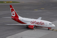 D-ABAB @ VIE - Air Berlin Boeing 737-700 - by Yakfreak - VAP