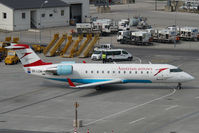 OE-LCM @ VIE - Austrian Arrows Regionaljet - by Yakfreak - VAP