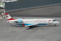 OE-LCM @ VIE - Austrian Arrows Regionaljet - by Yakfreak - VAP