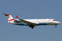 OE-LCF @ VIE - Final Approach - by Lötsch Andreas