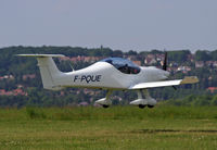 F-PQUE @ LFPX - landing - by Alain Picollet