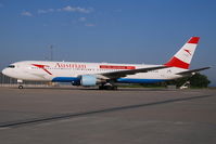OE-LAE @ LOWW - Austrian Airlines Boeing 767-300 - by Yakfreak - VAP