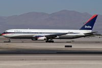 N130DL @ KLAS - Delta Airlines / 1988 Boeing 767-332