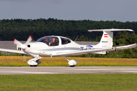 OE-KDI @ LOGP - used by Diamond Sportflieger Club - by Lötsch Andreas