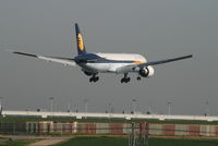 VT-JEE @ EBBR - several seconds before landing on rwy 02