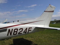 N824F photo, click to enlarge